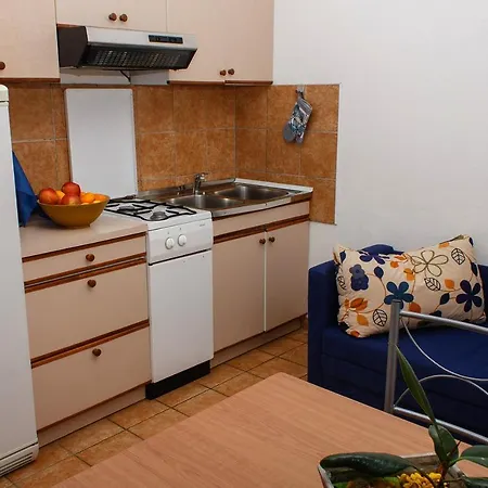 Milojko 2 Appartamento Crikvenica